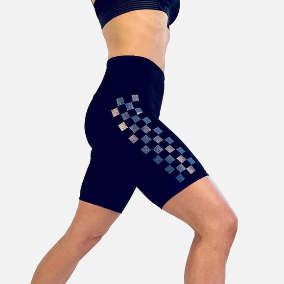 Style Reform Biker Shorts - Picture 5 of 6